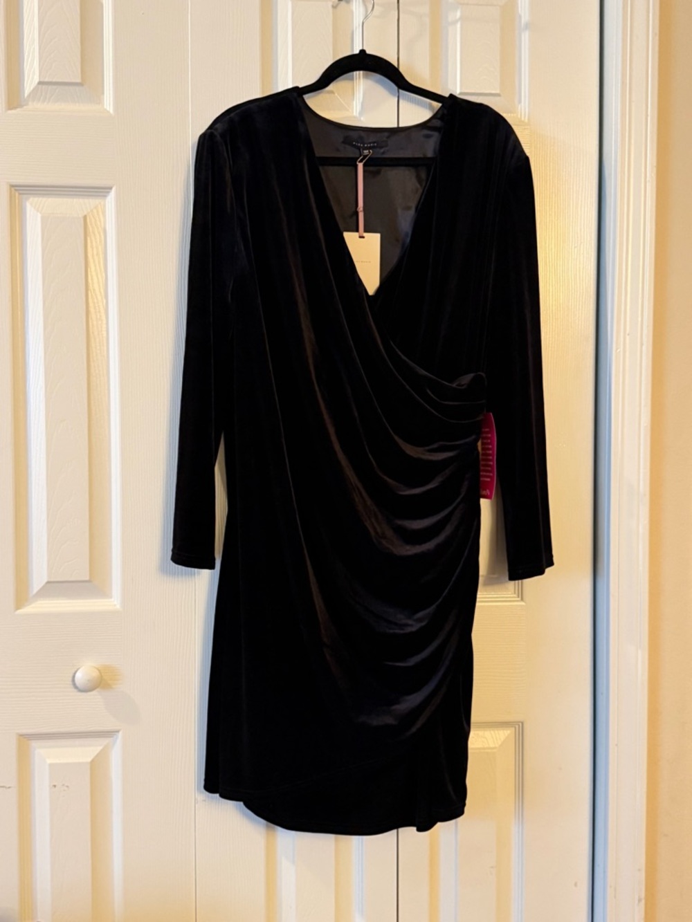 🔥🔥🔥! Alex Marie Women's “Nikki” Velvet Wrap Cocktail Dress ❤️💫✅